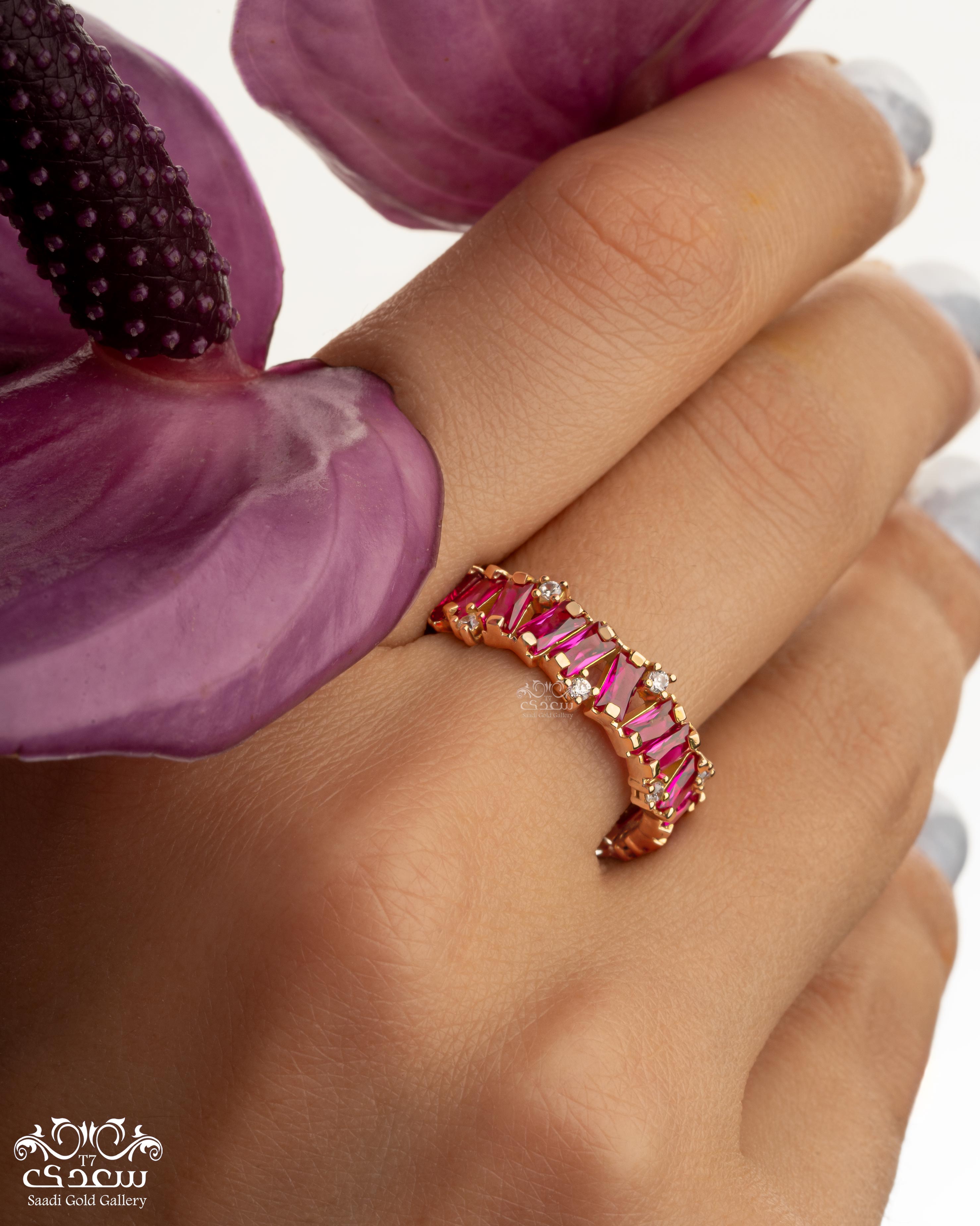 GOLD RING