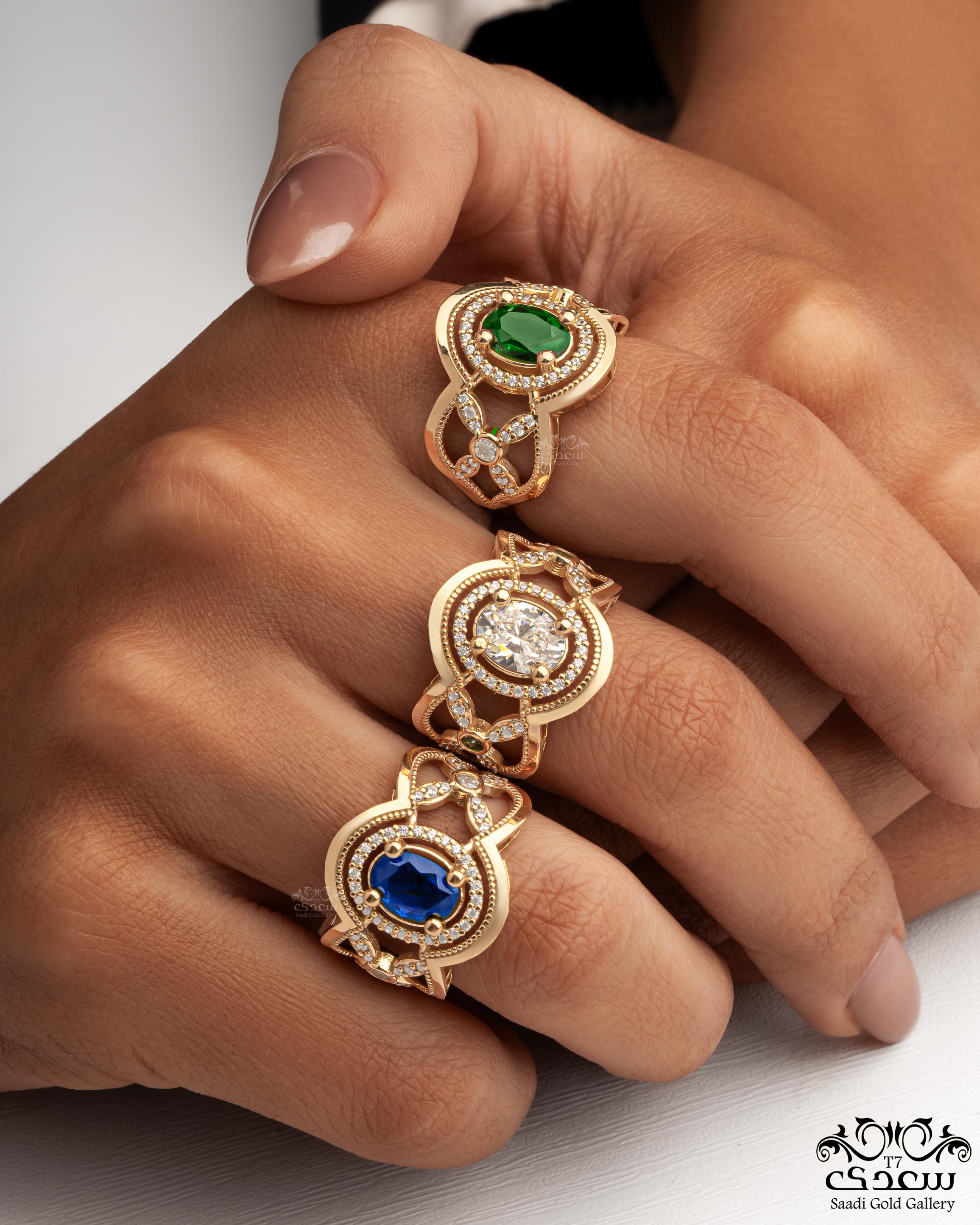 GOLD RING